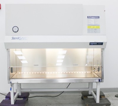 The Baker Company SG 603A-HE Class II Biosafety Cabinet, HEPA Filtr (3367870)
