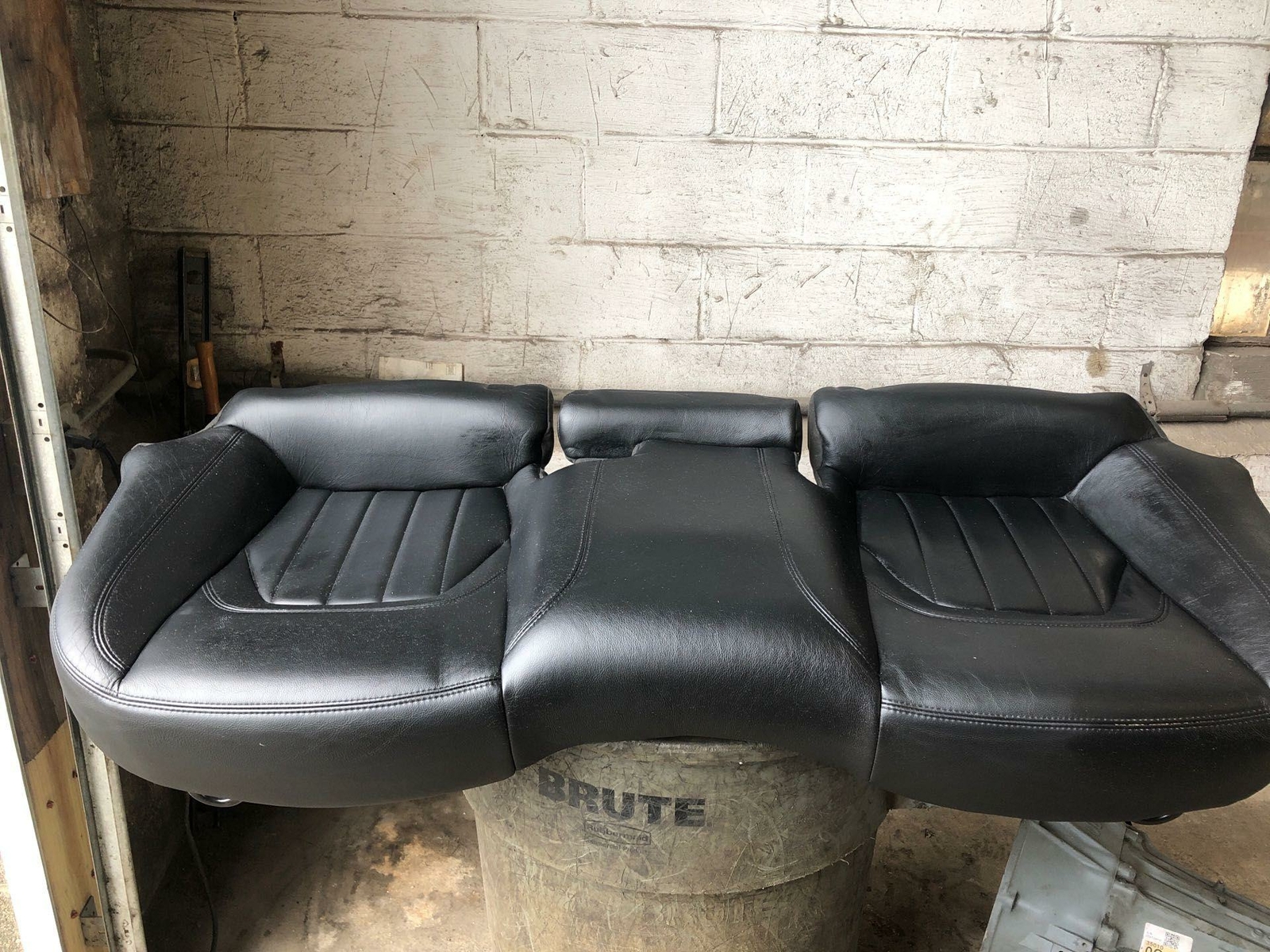 14 15 16 17 18 19 MASERATI quattroporte Rear Seat lower cushionblkleather