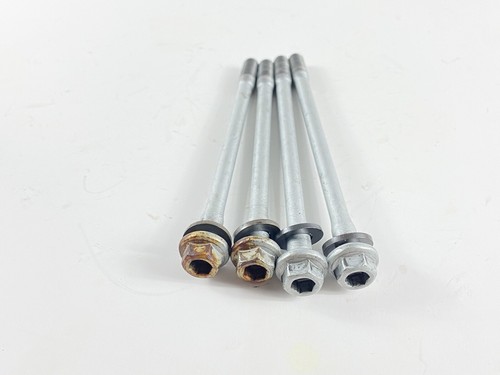 ✅2004 YZ450F Cylinder Head Bolts Mounts Studs YAMAHA YZ 450F GENUINE OEM 03-05 - Picture 3 of 4