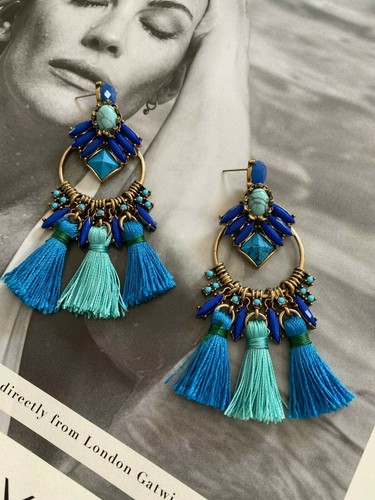 Latoir Fashion Blue Aqua Tone Tassel Fringe Beaded Gemstone Statement Earrings - 第 2/4 張圖片