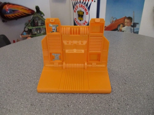 VINTAGE MOTO MASTERS OF THE UNIVERSE SKULL GREY CASTLE ELEVATOR FLOOR PART NOS