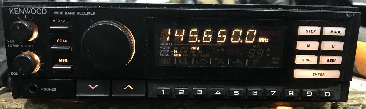 KENWOOD RZ-1 Wide Band Receiver HF/VHF/UHF da 500 Khz a 900 Mhz in