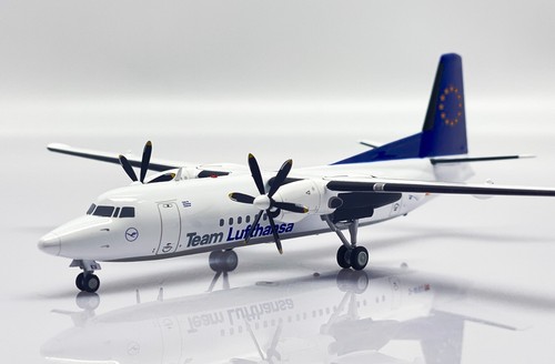 Team Lufthansa Fokker 50 Reg: D-AFKU scala 1:200 modellino pressofuso SA2022 (E) - Foto 7 di 7