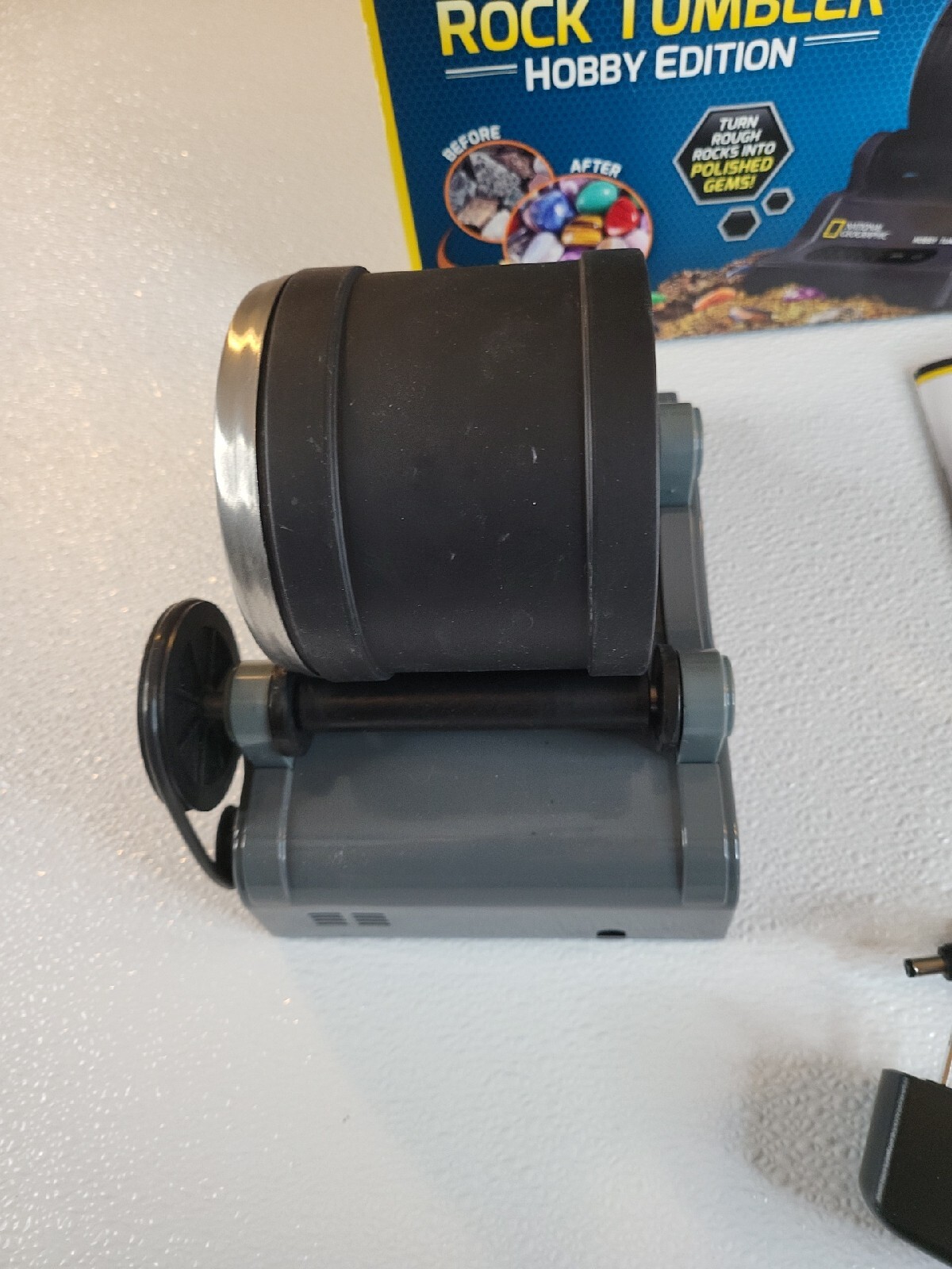 NATIONAL GEOGRAPHIC Rock Tumbler Kit Hobby Edition ONLY The Tumbler