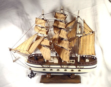 Nautical Sailing Ship Wooden Cloth Crafts Handmade Classics Sailing Ship Antique