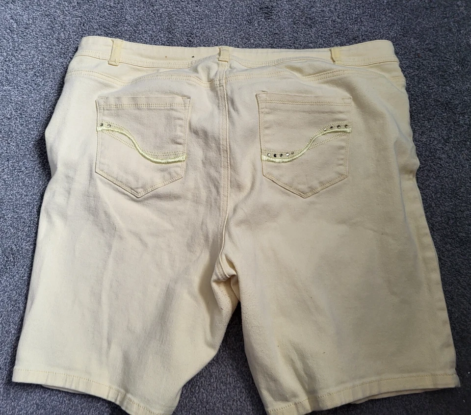 Women's roz & Ali  Yellow Stretch Bermuda Style Stud Denim Shorts Plus Size 18 - Image 2 of 4