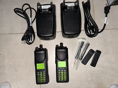 Lot of 2 Motorola XTS3000 III UHF 403-470 Mhz P25 digital radios
