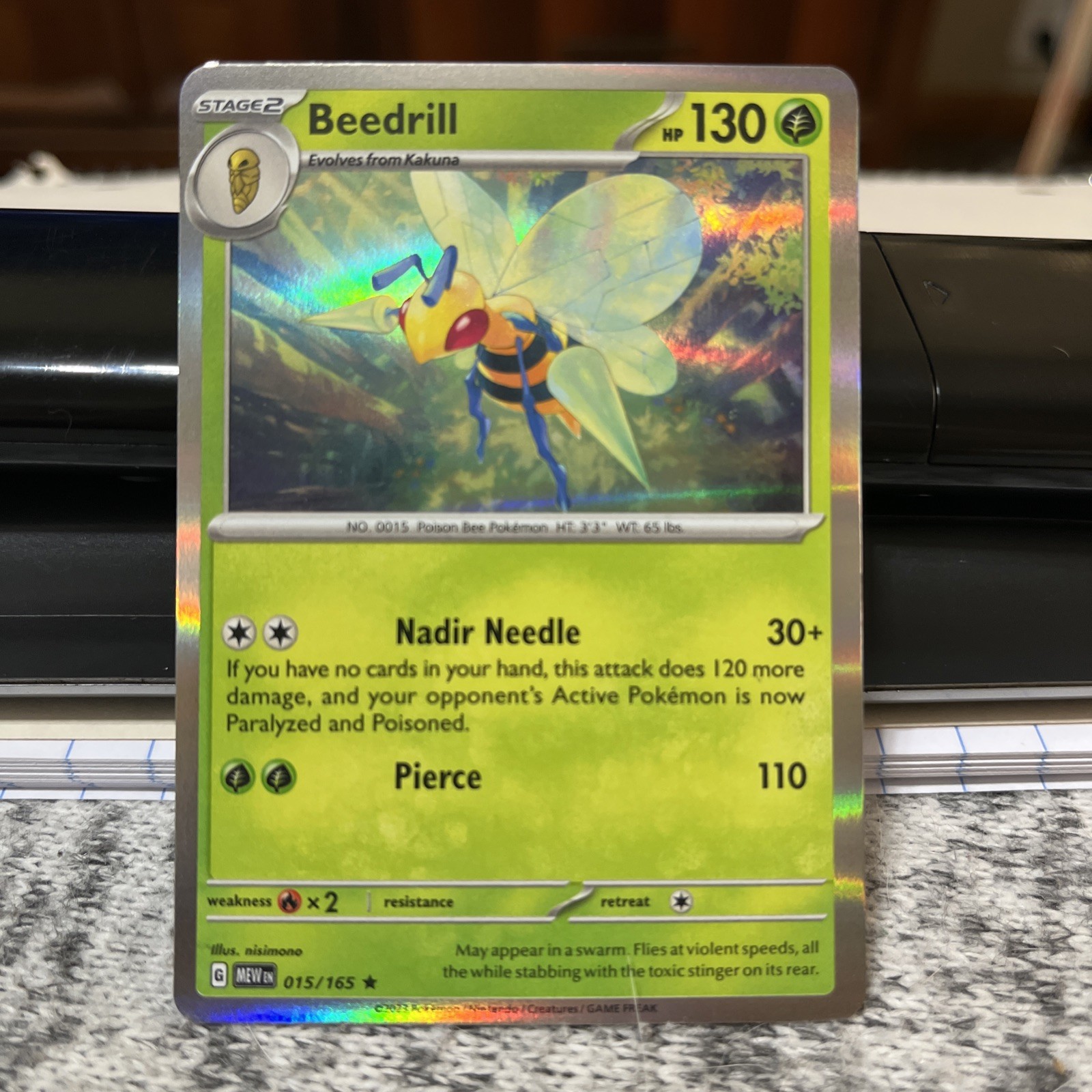 Beedrill 015/165 Holo Pokemon Card 