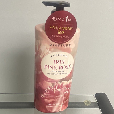 ON: THE BODY Iris Pink Rose Moisturizing Gel Body Wash Unisex Regular Size