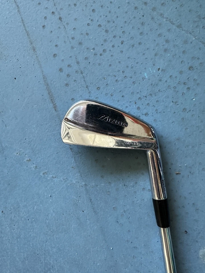 Mizuno MP-33 Grain Flow Forged Irons Set (3-PW) Golf Pride Grips -  Dynamic Gold - Image 3 of 4