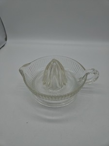 Vintage Clear Glass Citrus Reamer Juicer 6" Diameter X 2 1/4"