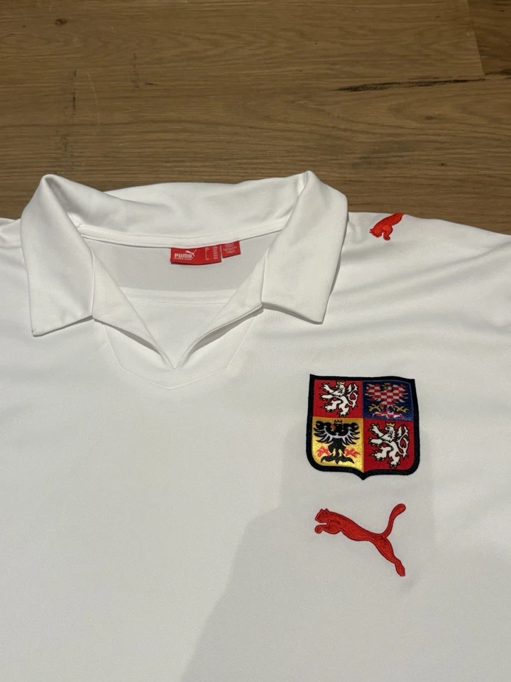 Czech Republic Soccer Jersey Adult XXL White National Soccer Team 2008 - Image 2 of 4
