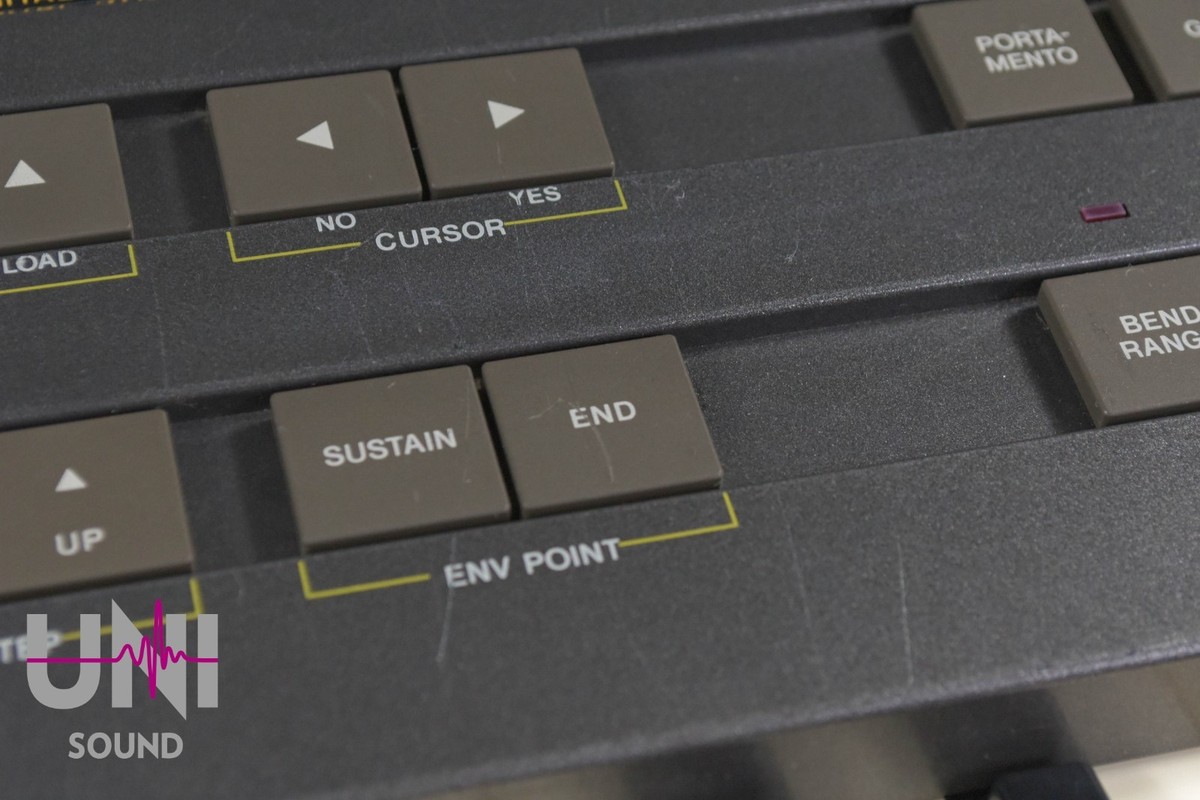 CASIO CZ-5000 Phase Distortion Digital Synthesizer in Good