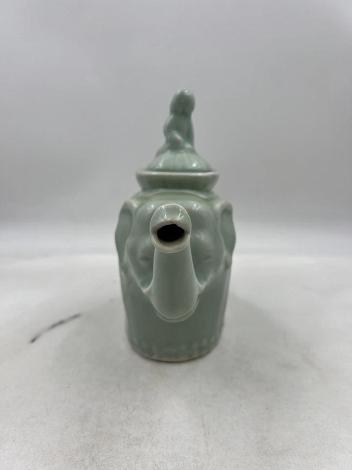 Tetera de porcelana Celadon elefante figura maceta con tapa marca china esmalte en relieve Foto 4 de 4