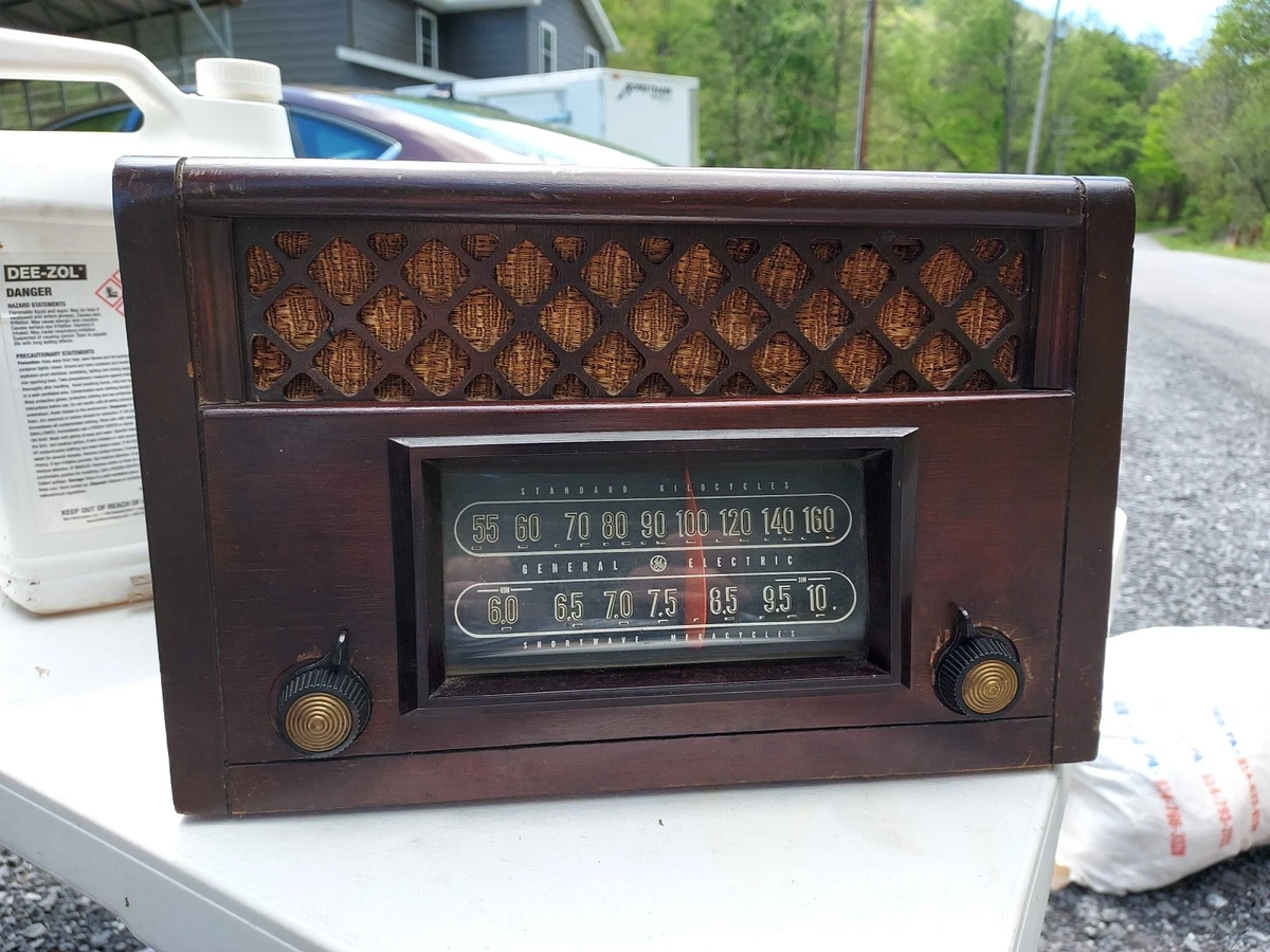 Ge Tube Radio In Collectible Tube Radios 1950-1959 for sale | eBay
