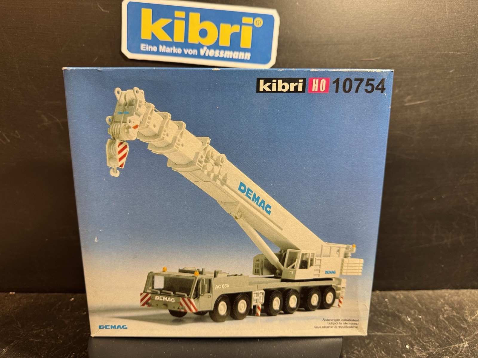 kibri 10754 Bausatz DEMAG AC665 6 Achs Teleskopkran H0 187
