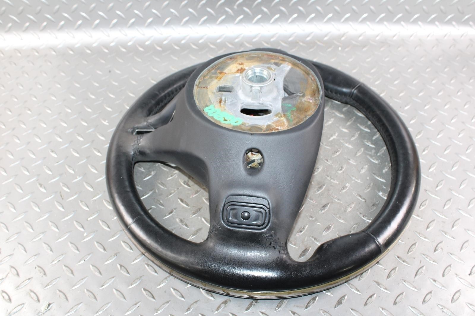 Maserati Ghibli 2014-2022 Steering wheel