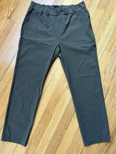 Vuori Women s Large Miles Ankle Hiking Pant, Pistachio