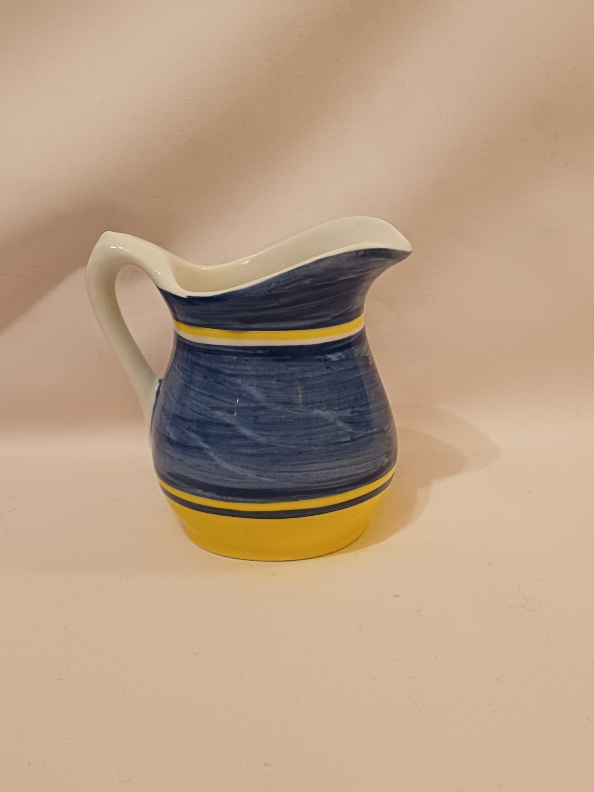Jarra de leche Dudson crema azul y amarillo pintada a mano vintage retro coleccionable