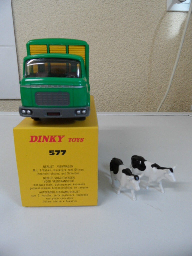 Dinky - Berliet GAK Bétaillère vrai Dinky Toys