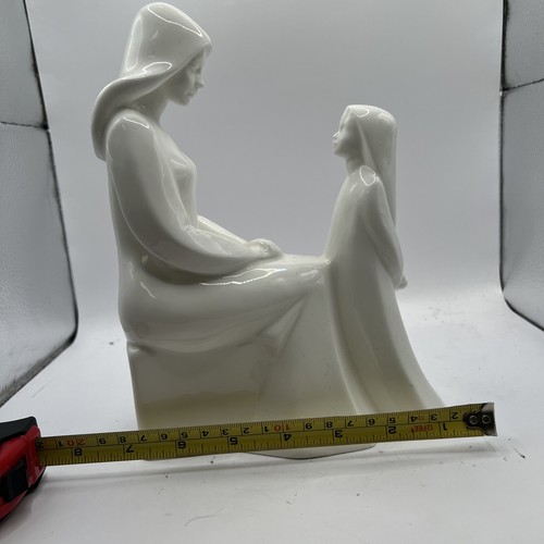 Royal Doulton Mother and Daughter White Images Figurine HN2841, 9" T, 6 1/2" W