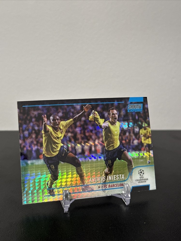 2021-22 Topps Stadium Club Chrome UEFA Andres Iniesta Blue Prism Refractor Card