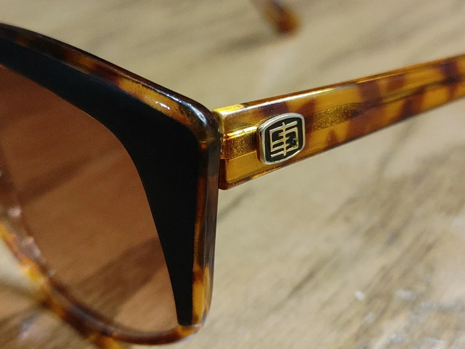 Gafas de sol Emilio Pucci 873-8 EP 03 Tortuga pequeñas grietas en la lente Foto 3 de 4