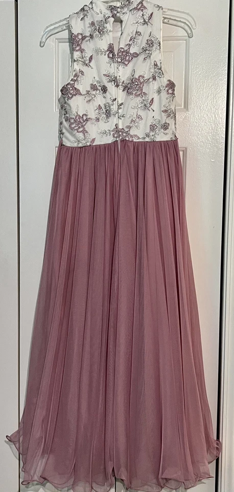 Xtraordinary Big Girl’s 16 Sleeveless Floral Ball Gown Dress Ivory Silver Lilac - Image 4 of 4