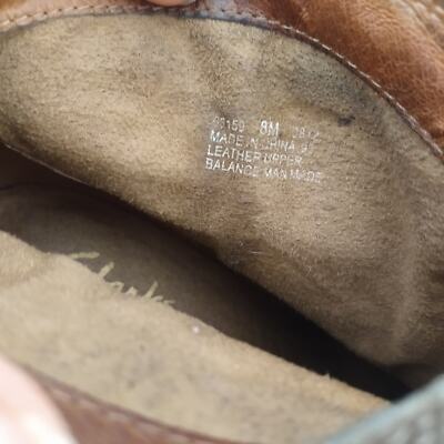 Clarks Indigo Heath Harrier Leather Ankle Booties in Taupe