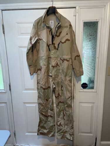 US Military Coveralls Mens Sz Large Mechanics Cold Weather Camo Type II Desert - Picture 1 of 3