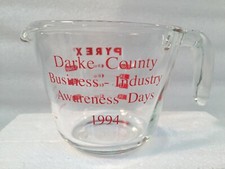 Pyrex 1 Cup Glass Measuring Cup 8 oz Red Lettering