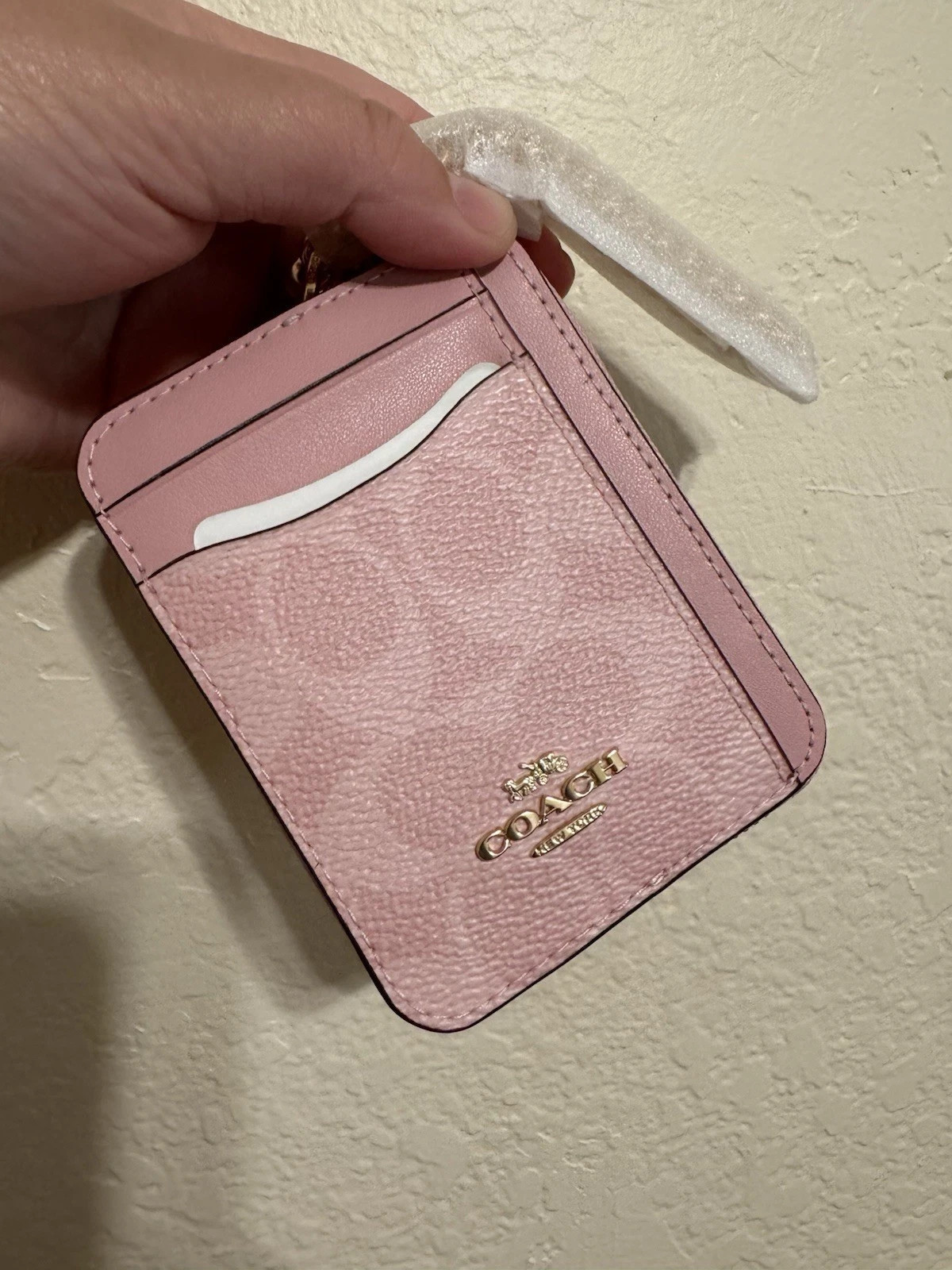 2026 NWT Coach Zip Card Case In Signature Canvas CW883 POWDER PINK!!