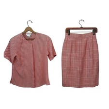 Women's Vintage White Red Houndstooth 2 Piece Suit Skirt and Top Size 8 Petites