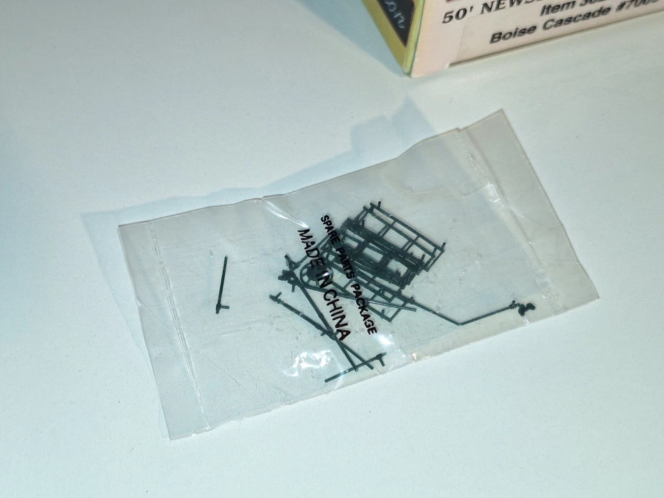 Proto 1000 #30292, 50' Newsprint Car Bouse Cascade. As new cond. HO scale.Boxed - Image 2 of 4