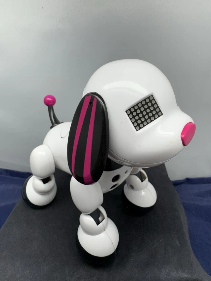 Spin Master Zoomer Zuppies Scarlet Interactive Puppy Dog Motion Activated 2014 - Image 4 of 4