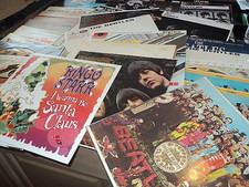 BEATLES LOT OF 30 LPS WHITE ALBUM 3 SGT PEPPER RUBBER MONOS RINGO COLOR PICDISC