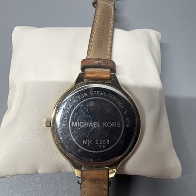 Michael Kors Runway MK2256 Wrist Watch for Women for sale  display picture 3