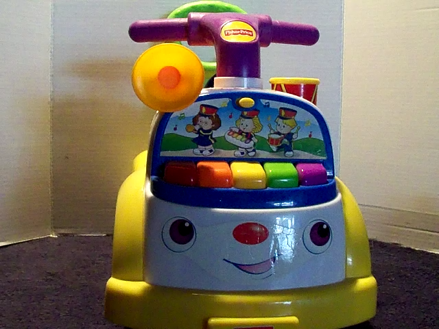 fisher price little people Music Parade Push Car Ride on toy
