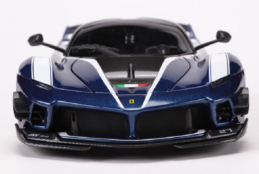 Bburago 1:18 Ferrari FXX K FXXK EVO No.27 Diecast Model