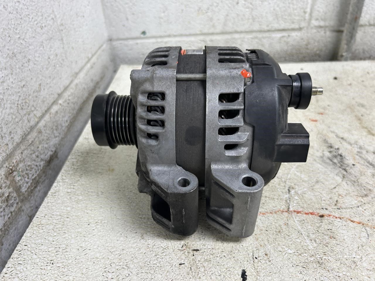 Maserati Levante 2022 Alternator P/N 30318724485
