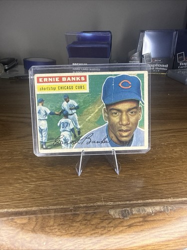 Ernie Banks [White Back] #15 1956 Topps card