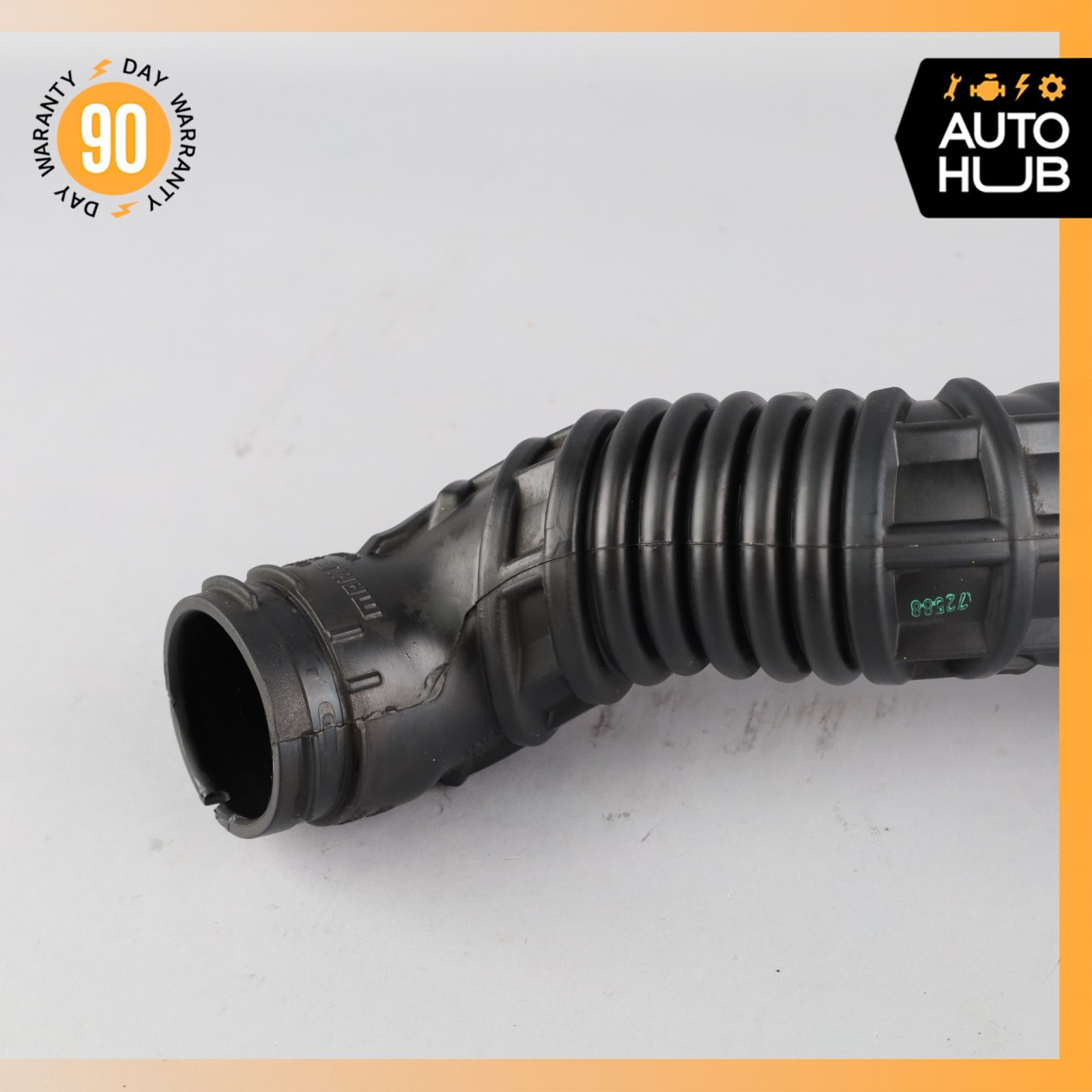 14-22 Maserati Quattroporte M156 Engine Right Air Intake Duct Pipe Hose Set OEM