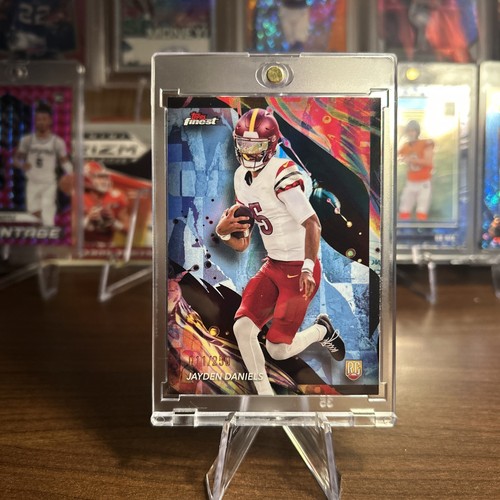 2024 Topps Finest - Uncommon Jayden Daniels #167 Sky Blue Refractor /250 (RC)