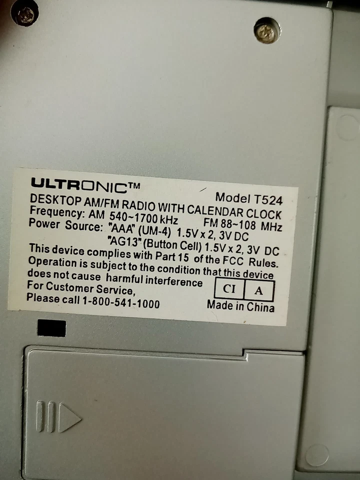 ULTRONIC Desktop AM/FM RADIO With Calendar, Clock, Calculator Model T524 - Image 4 of 4