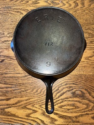 NICE!! Pre Griswold Erie #9 Cast Iron Skillet 712, Third Series