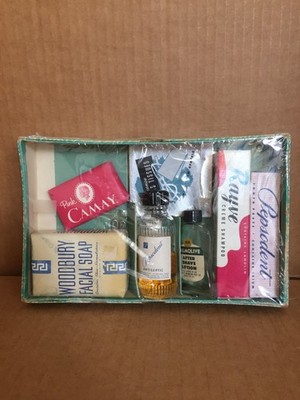 MR.  & MRS. 1950's CALIFORNIA HOTEL COMPLIMENTS KIT HEALTH & BEAUTY PRODUCTS