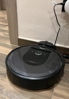 iRobot Roomba i7