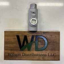 Appleton 1 1/4" Mall Iron Sealing Fitting  EYM-125   NEW IN BOX