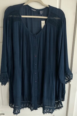 Life Style Woman's Plus Size 2X Navy W/Embroidered Hem Long Sleeve Top NWT