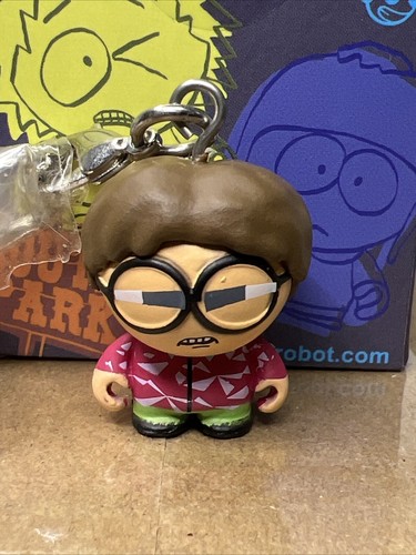 Kidrobot South Park Zipper Pull Series 2 Kyle's Cousin 1" Vinyl Keychain New - Picture 2 of 5
